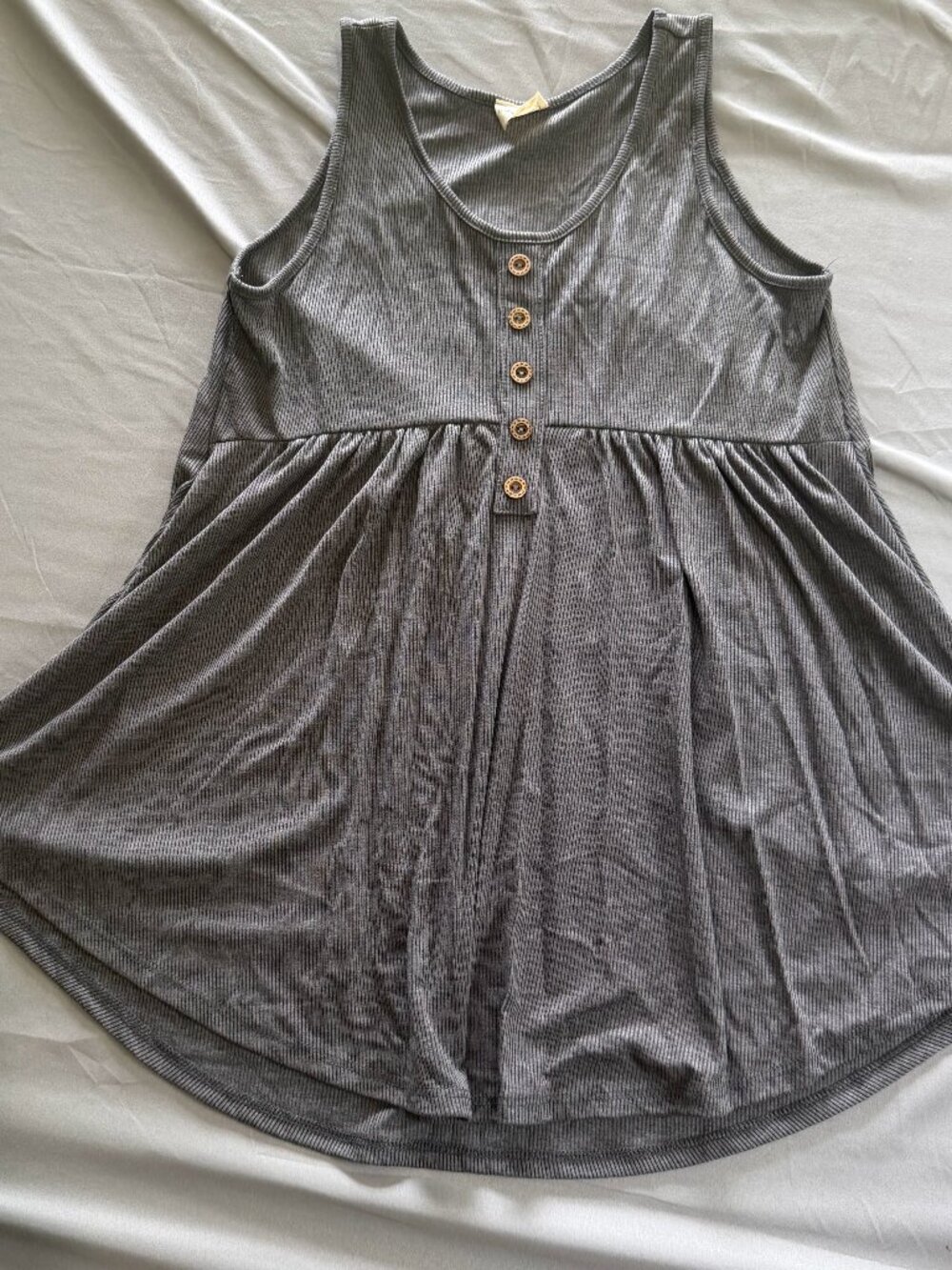 Lovely Melody Baby Doll Tunic Tank Top Gray Small New Without Tags